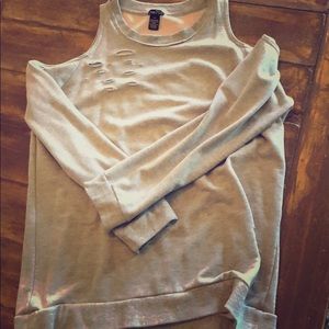Gray Sweatshirt with shoulder cut outs rue 21 XL